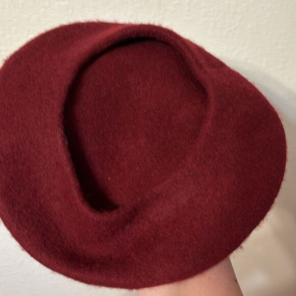Burgundy Beret - Picture 3 of 4